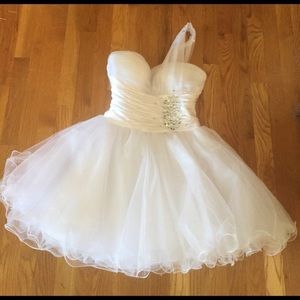 One shoulder prom dress tutu bottom NWT medium